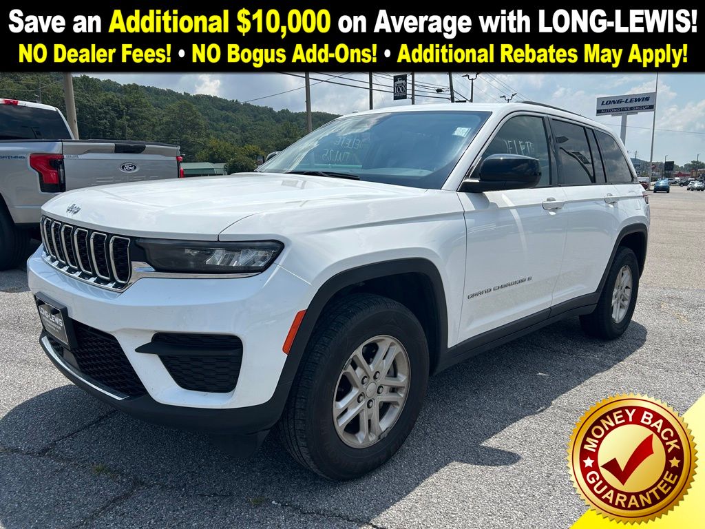 2023 Jeep Grand Cherokee Laredo's photo