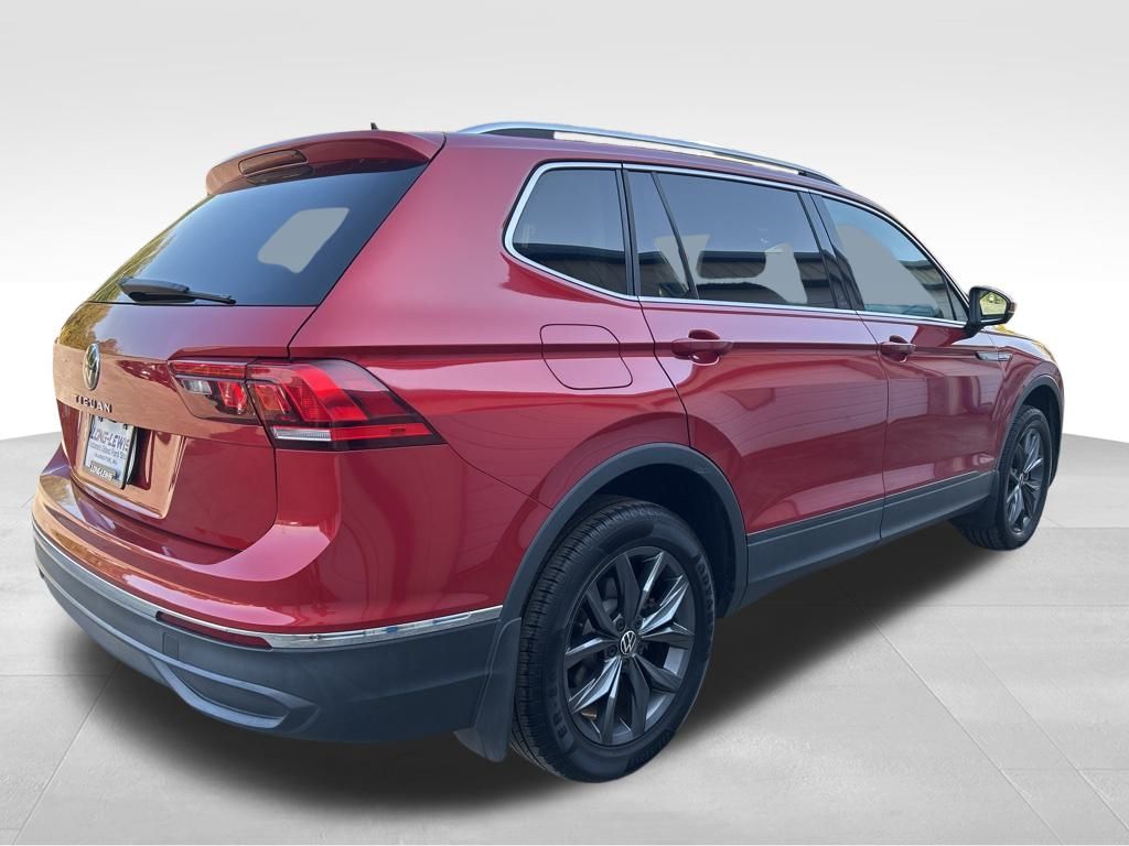 2022 Volkswagen Tiguan SE photo 4