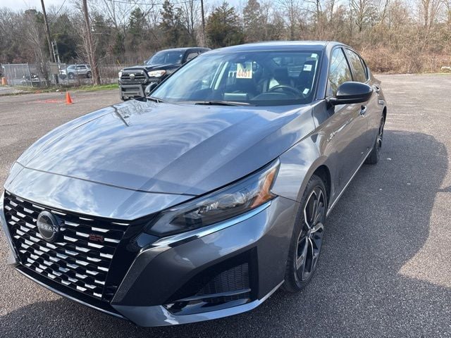 2024 Nissan Altima SR