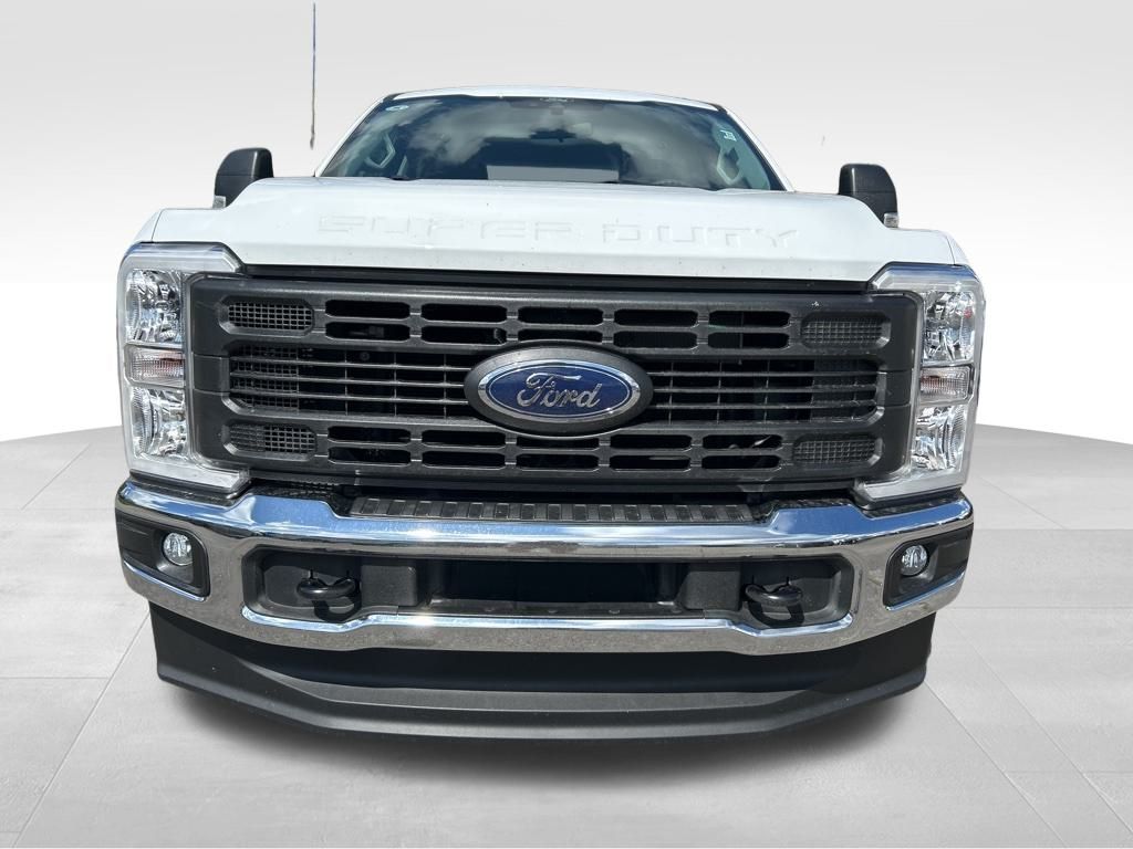2024 Ford F-250 XL photo 2
