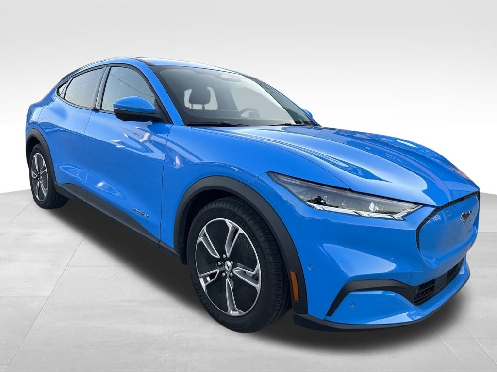 2022 Ford Mustang Mach-E Select photo 3