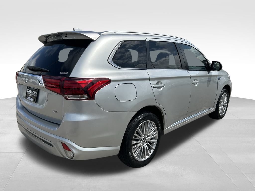 2022 Mitsubishi Outlander PHEV SEL photo 4