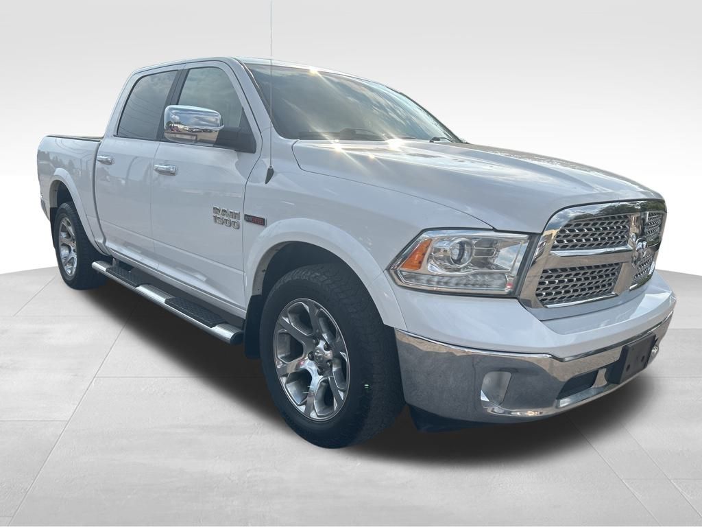 2018 Ram 1500 Laramie photo 3