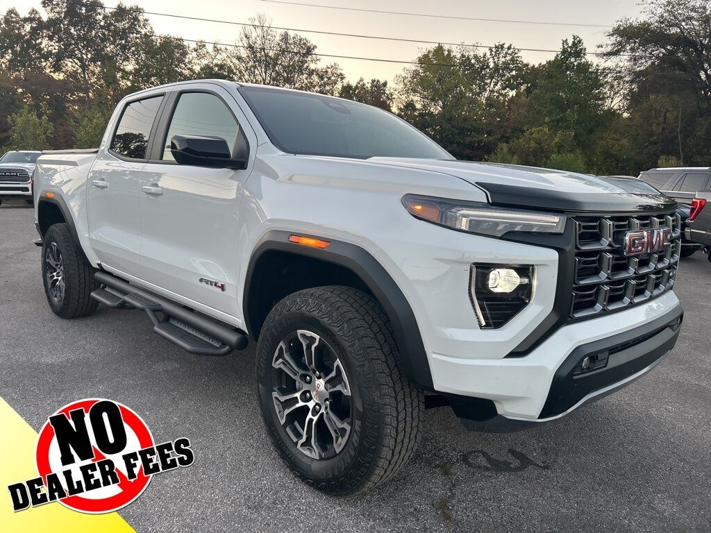 Used 2025 GMC Canyon AT4 Truck Crew Cab