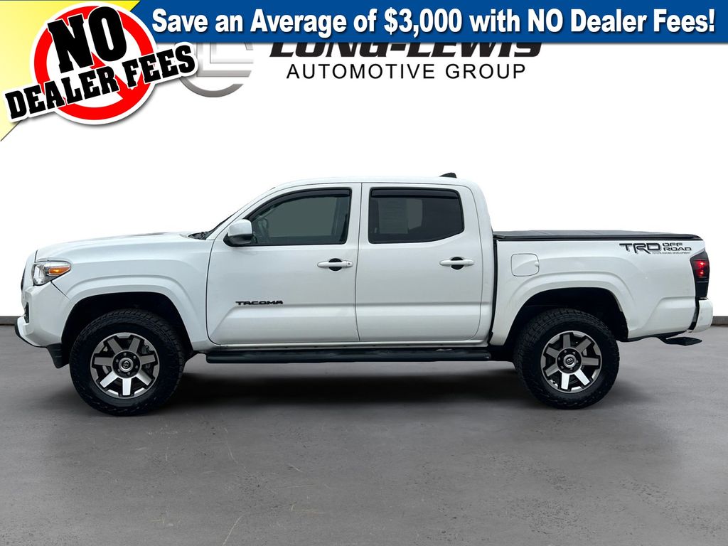 2022 Toyota Tacoma SR Double Cab photo 2