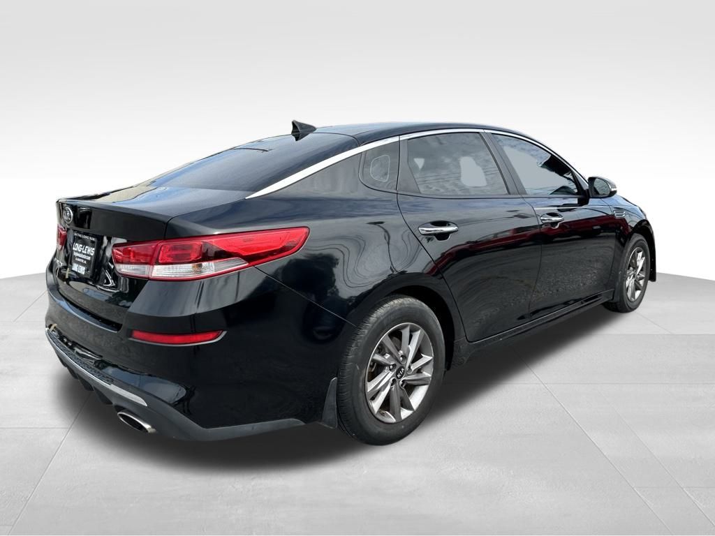 2020 Kia Optima LX photo 4