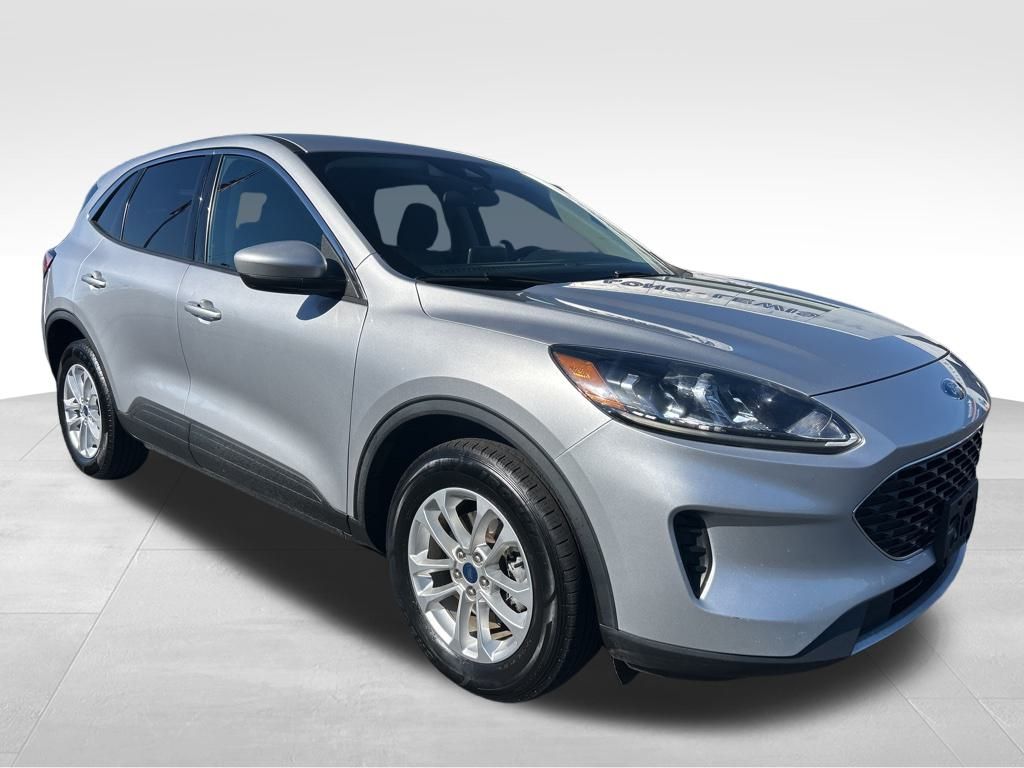 2020 Ford Escape SE photo 3