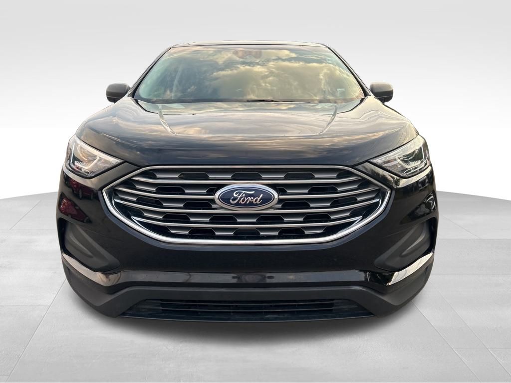 2019 Ford Edge SE photo 2
