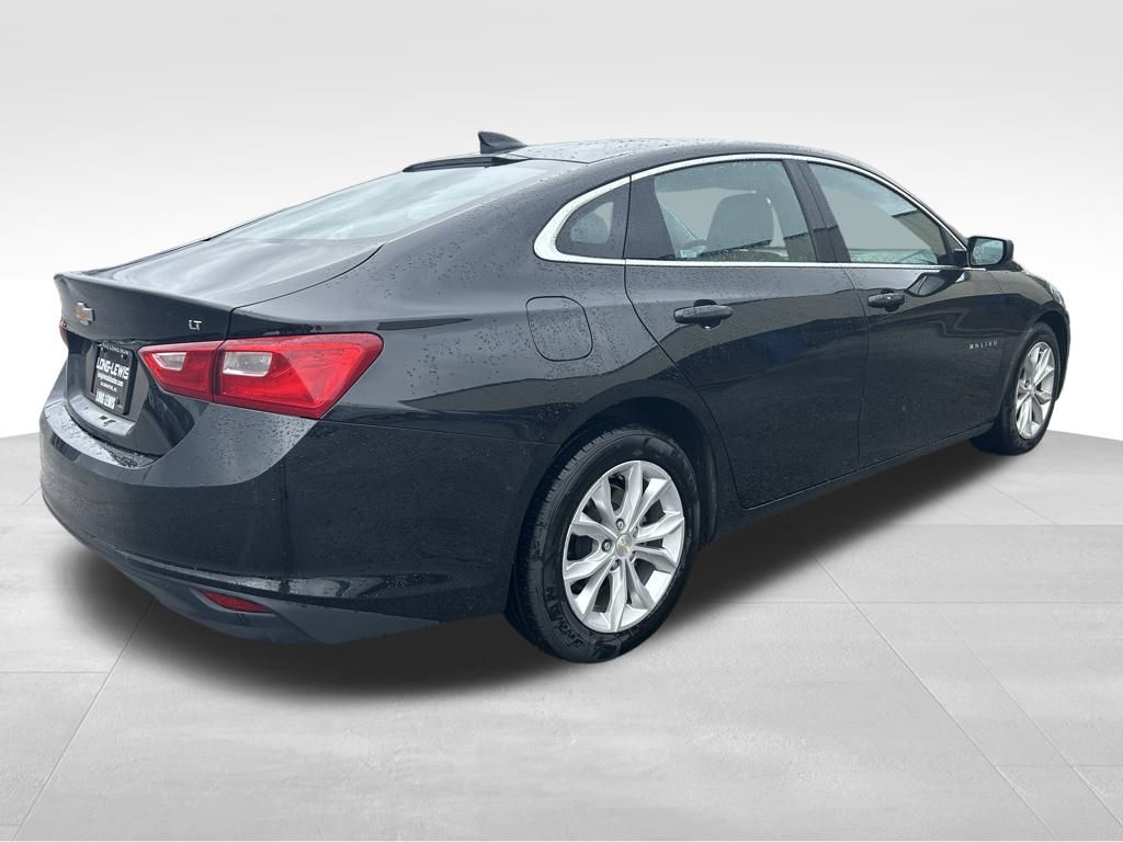 2023 Chevrolet Malibu 1LT photo 4
