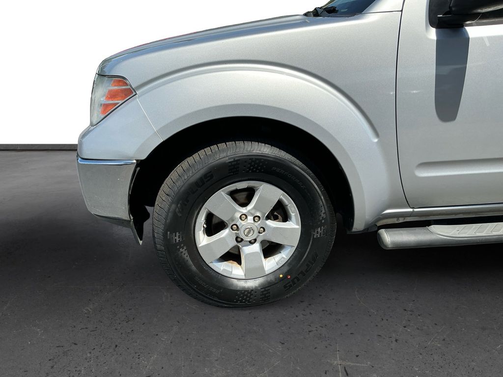 2010 Nissan Frontier 4.0 SE Crew Cab 4X2 AT's photo