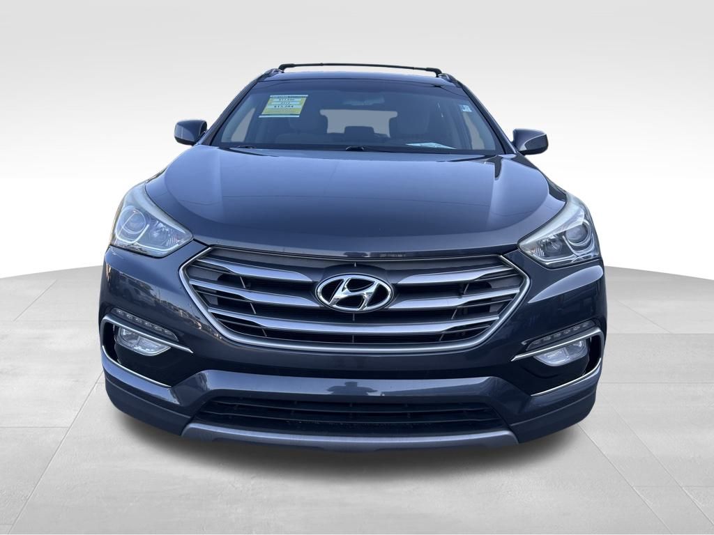 2017 Hyundai Santa Fe Sport photo 2