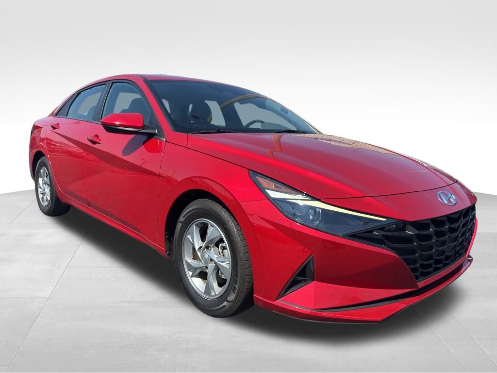 2023 Hyundai Elantra SE photo 3