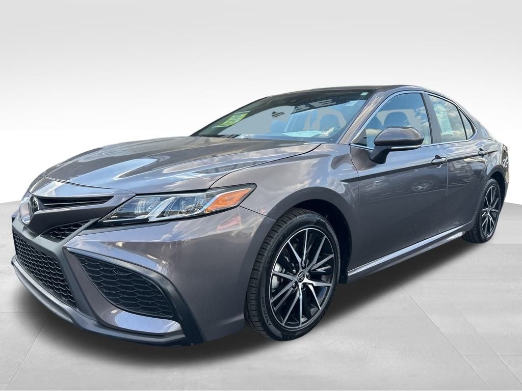 Used 2024 Toyota Camry SE Sedan