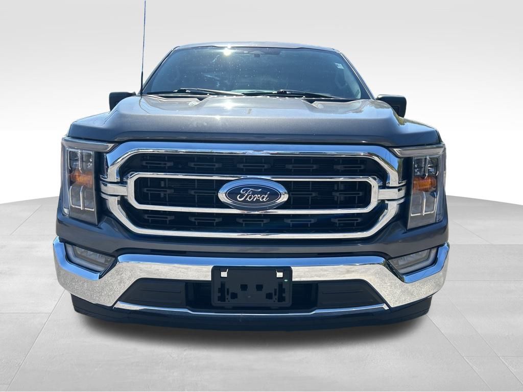 2022 Ford F-150 XLT photo 2