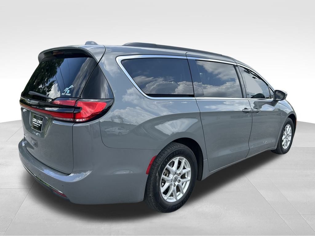 2022 Chrysler Pacifica Touring L photo 4