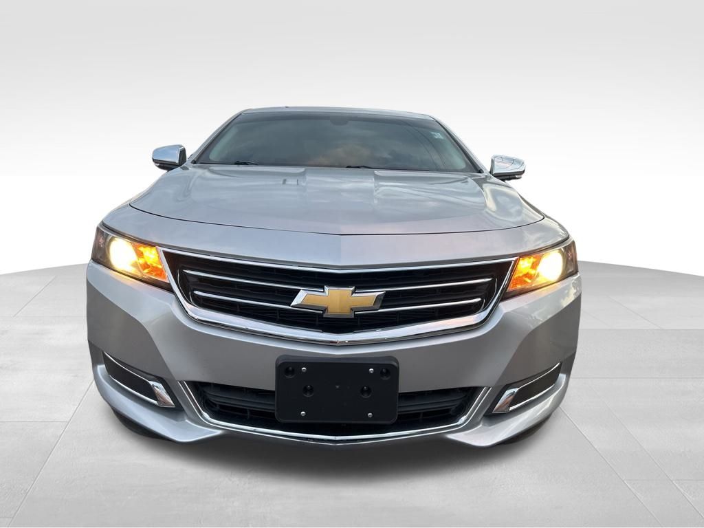 2016 Chevrolet Impala 2LT photo 2