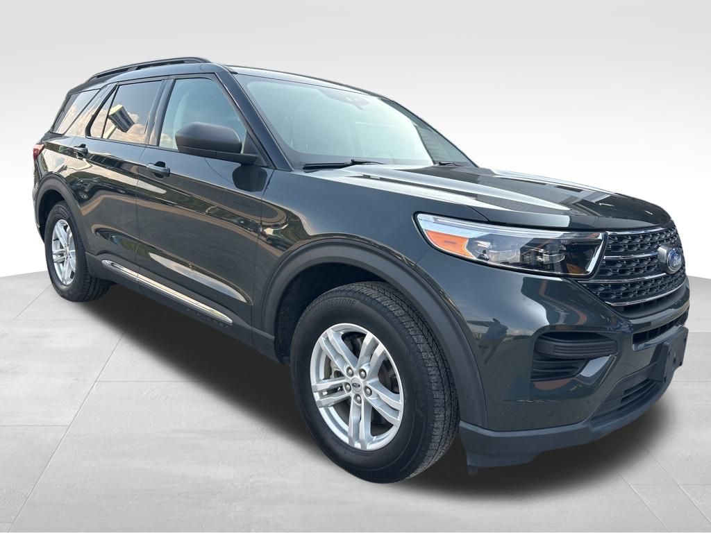 2022 Ford Explorer XLT photo 3