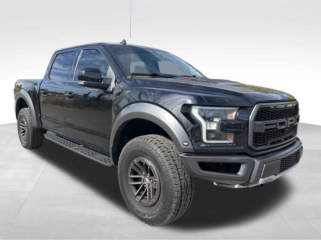 2020 Ford F-150 Raptor photo 3