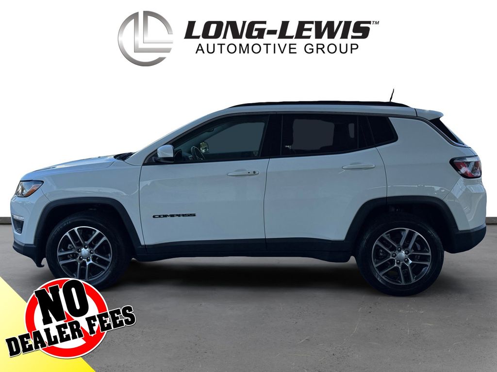 2018 Jeep Compass Latitude photo 2