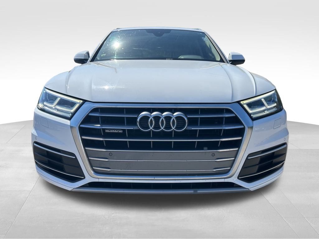 2020 Audi Q5 45 Premium photo 2