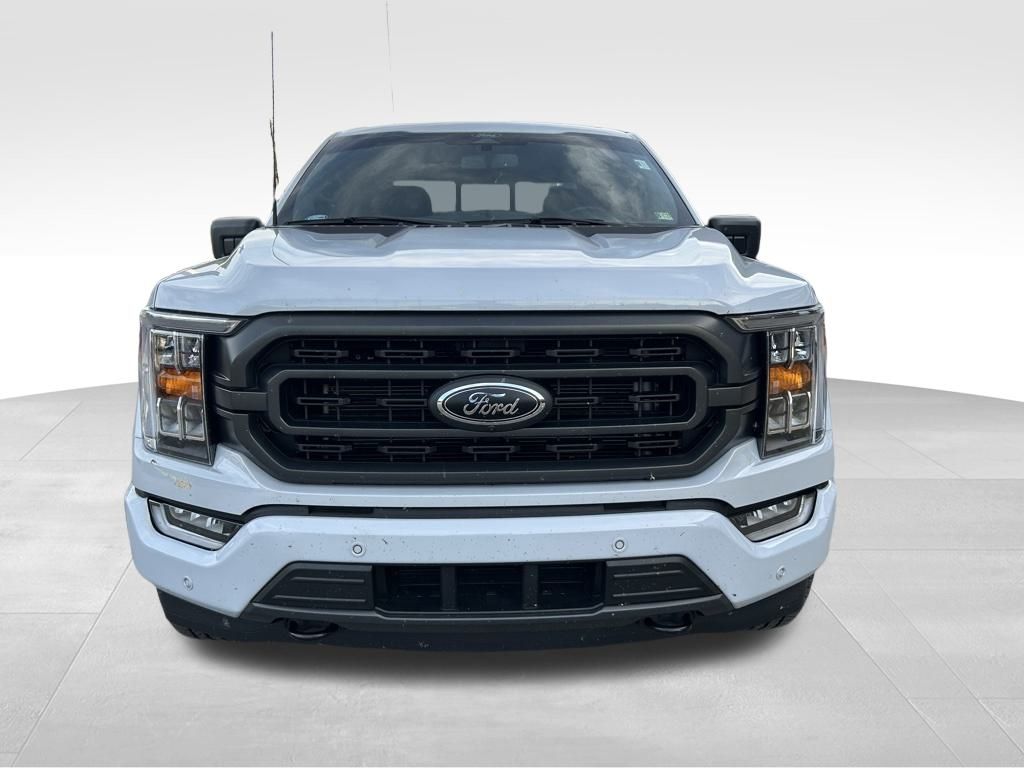 2022 Ford F-150 XLT photo 2