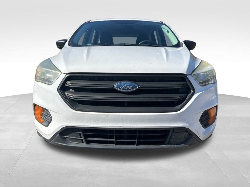 2017 Ford Escape S photo 2