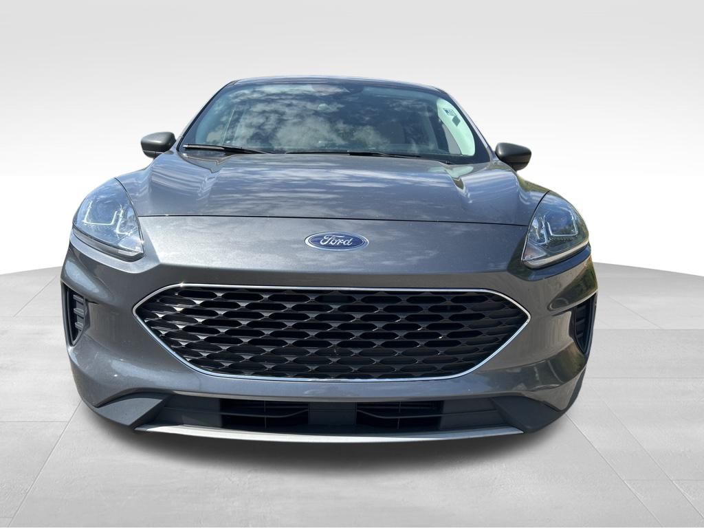 2022 Ford Escape SE photo 2