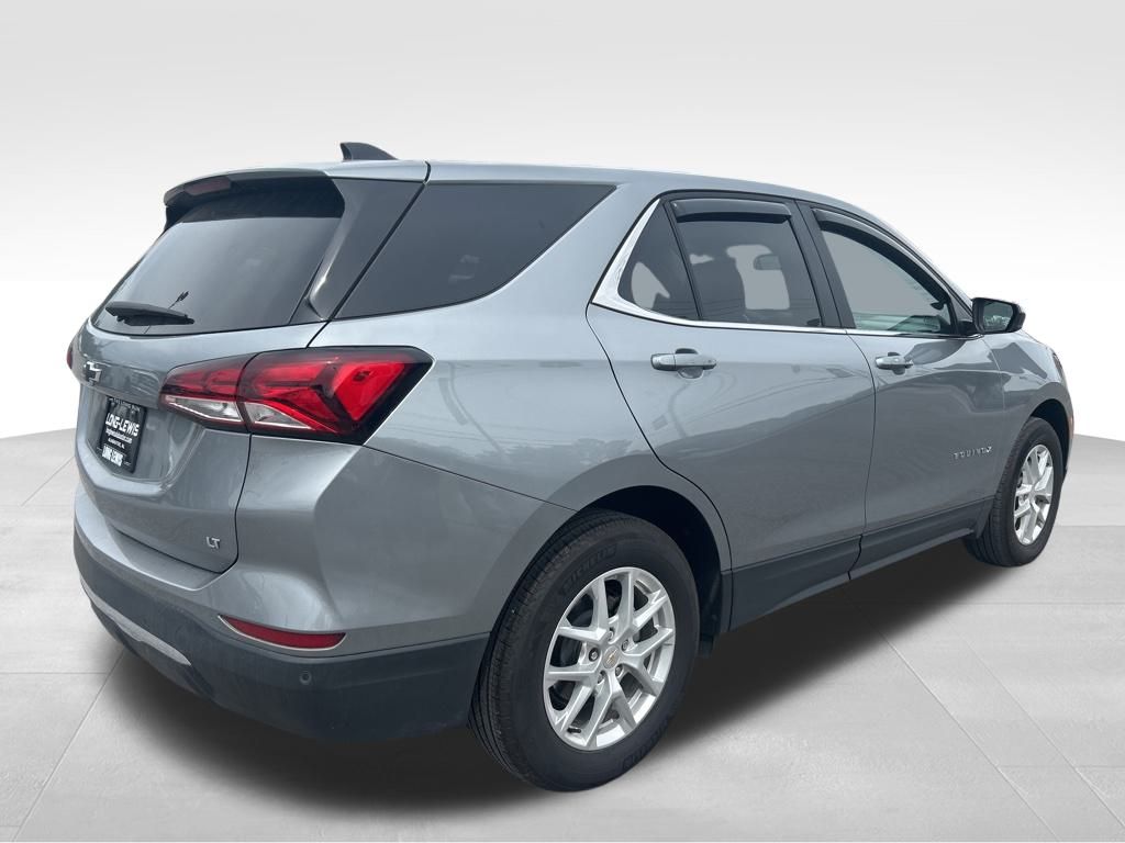 2024 Chevrolet Equinox photo 4