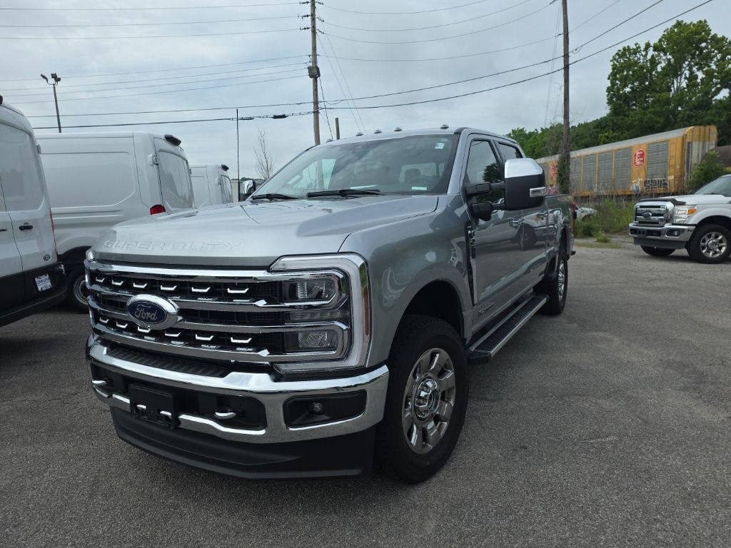 2024 Ford F-250 Lariat 4x4 Crew Cab 6-3/4' Box's photo