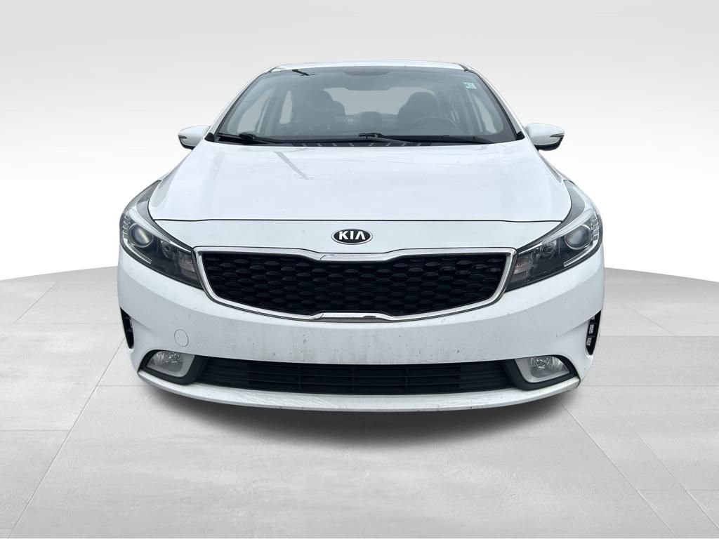 2017 Kia Forte EX photo 2