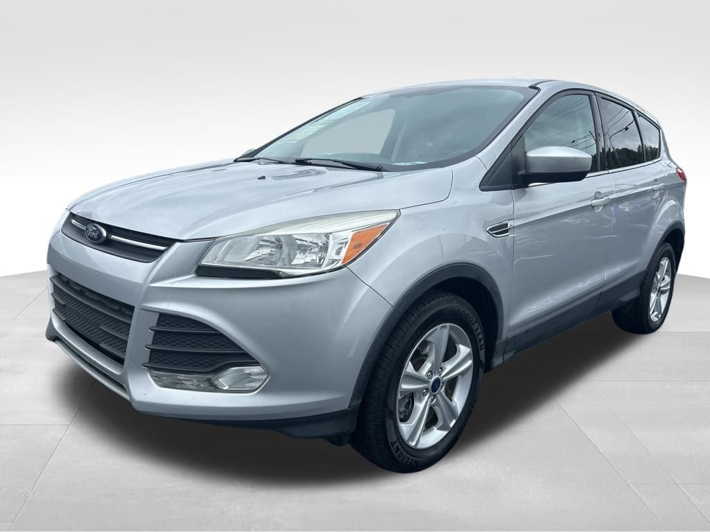 Used 2015 Ford Escape SE SUV
