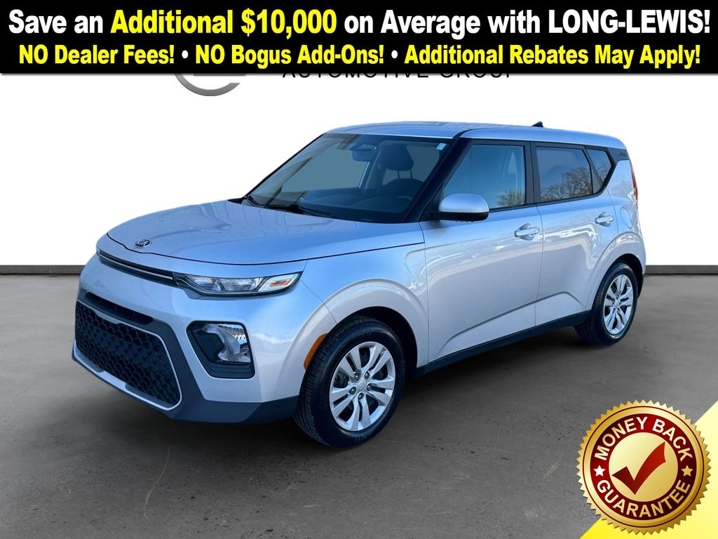 2021 Kia Soul LX's photo