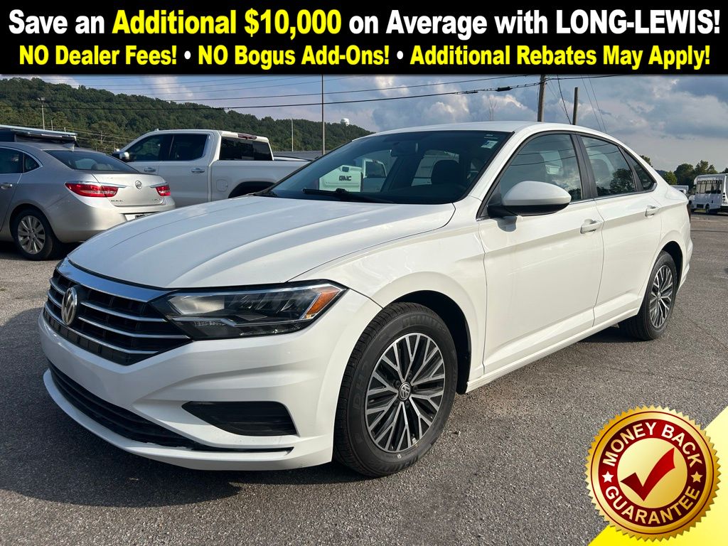 2021 Volkswagen Jetta SE's photo