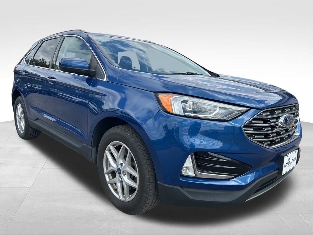 2022 Ford Edge SEL photo 3