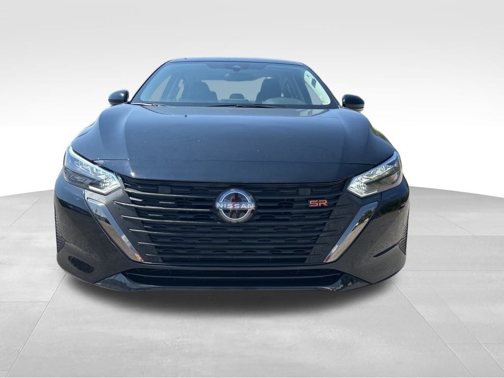 2025 Nissan Sentra SR photo 2