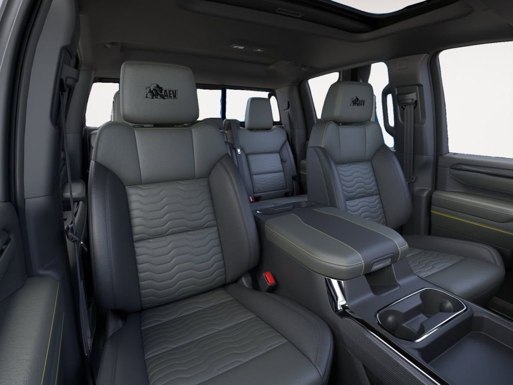 2026 Chevrolet Silverado 2500 HD ZR2 - Photo 16