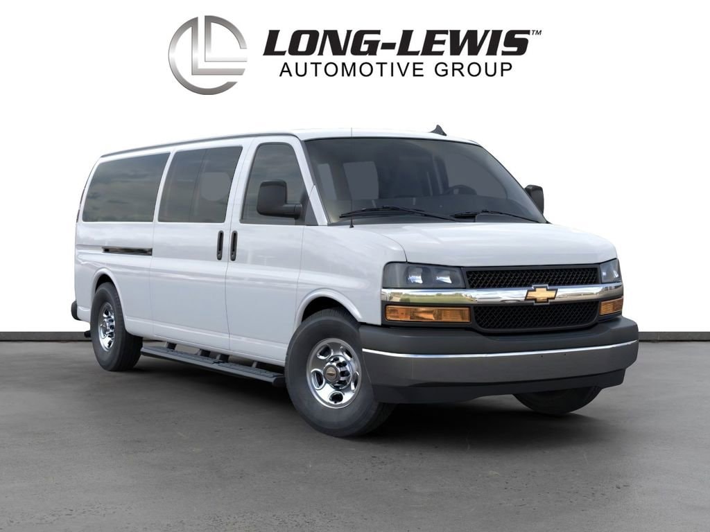 2026 Chevrolet Express 3500 LT Extended's photo
