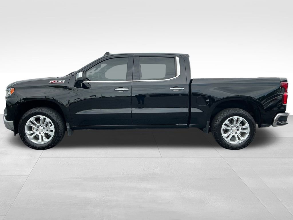 2023 Chevrolet Silverado 1500 LTZ photo 2