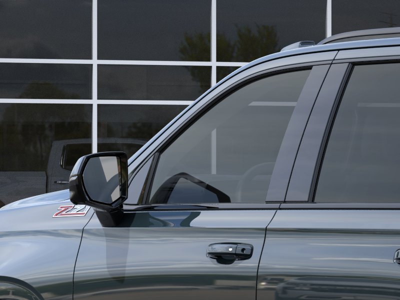 2026 Chevrolet Suburban Z71 - Photo 41