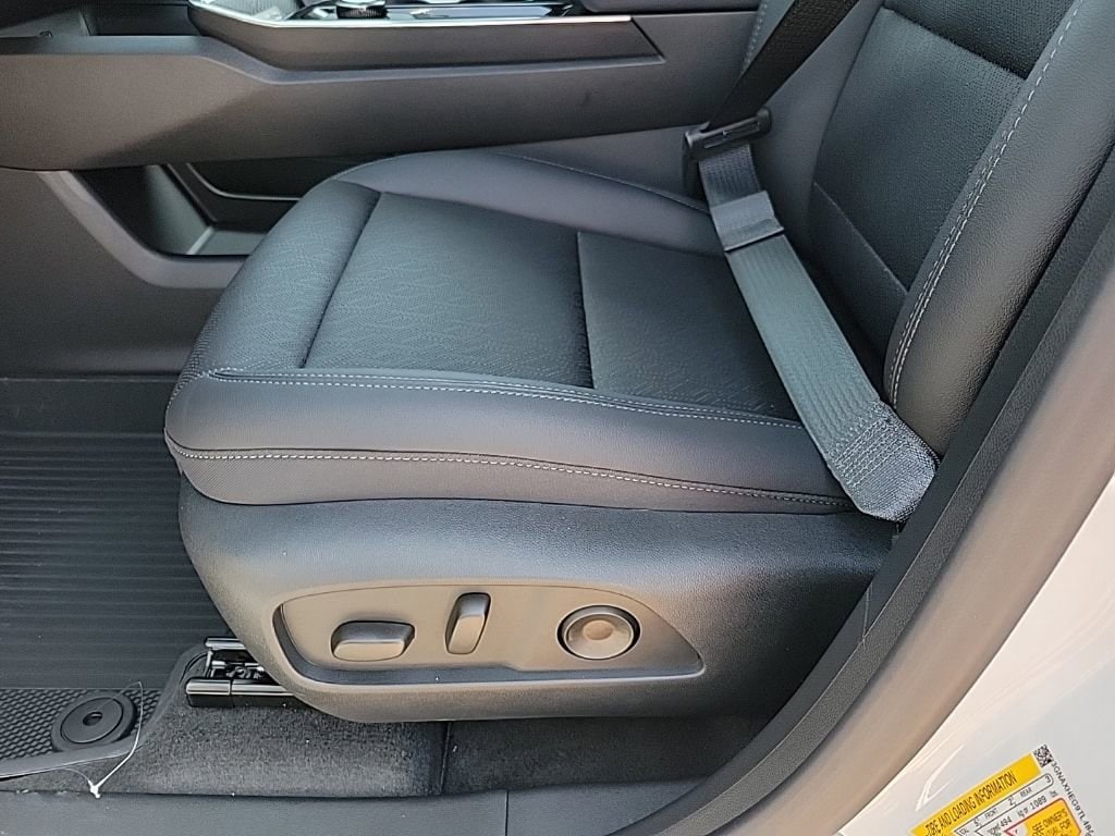 2026 Chevrolet Equinox LT - Photo 10