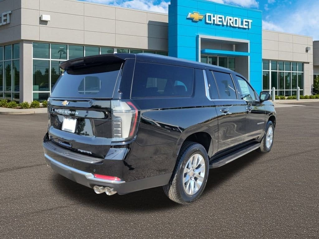 2026 Chevrolet Suburban Premier - Photo 7