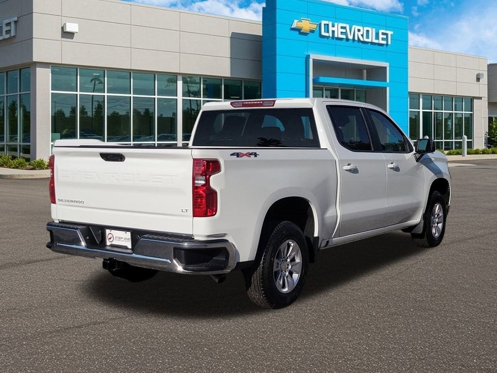 2026 Chevrolet Silverado 1500 LT - Photo 7