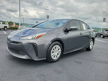 2020 Toyota Prius L Eco