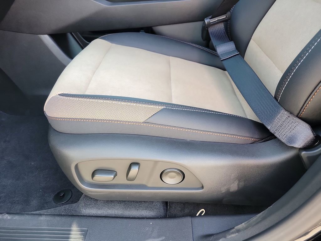 2026 Chevrolet Equinox ACTIV - Photo 11