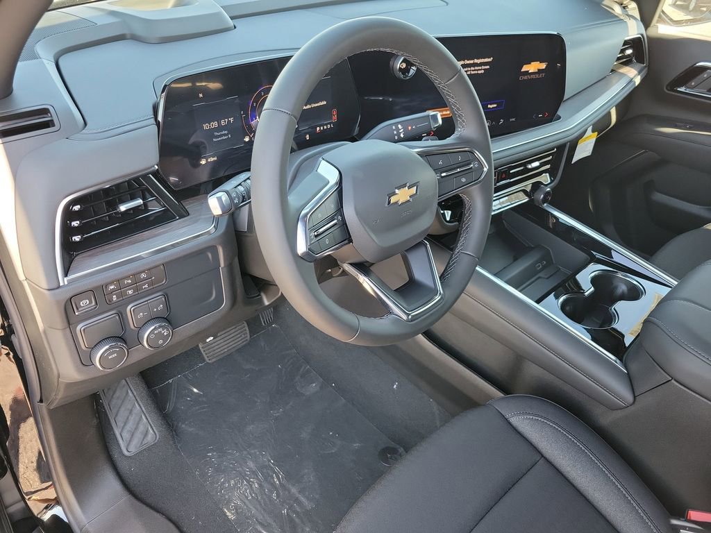 2026 Chevrolet Suburban LS - Photo 9