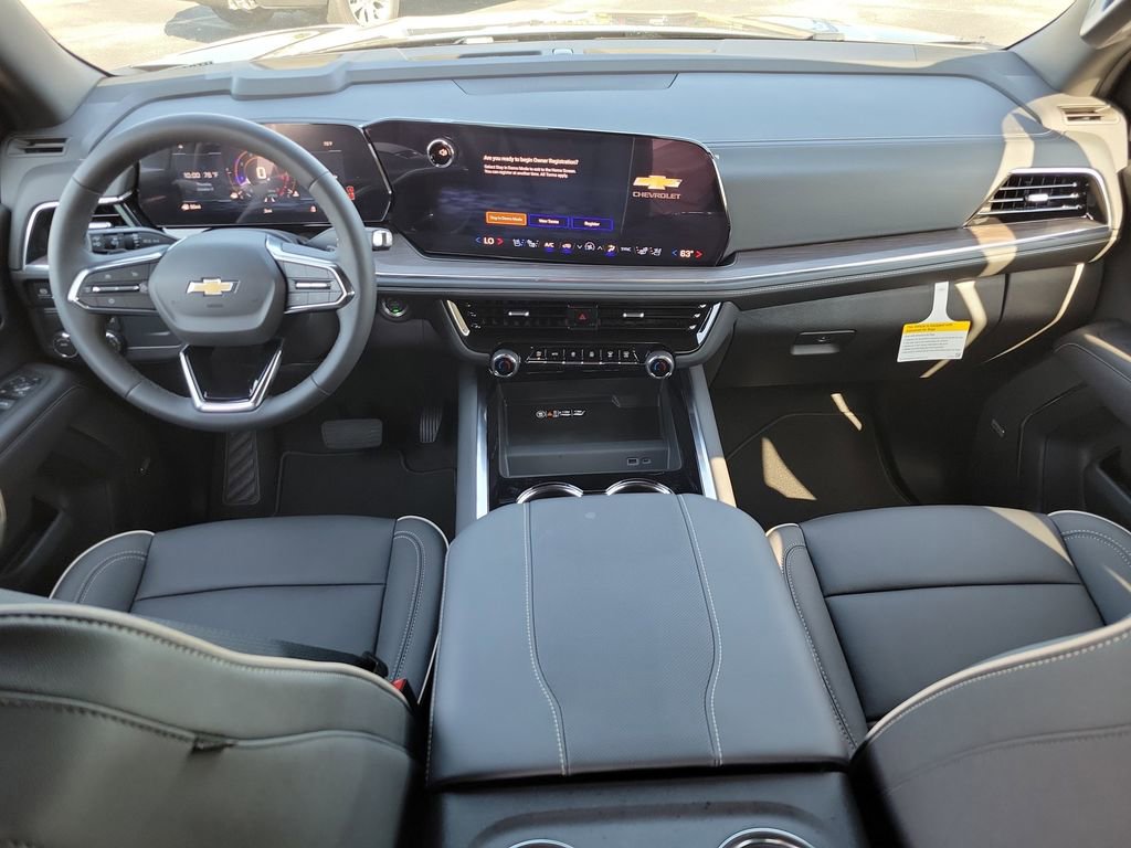 2026 Chevrolet Suburban Premier - Photo 17