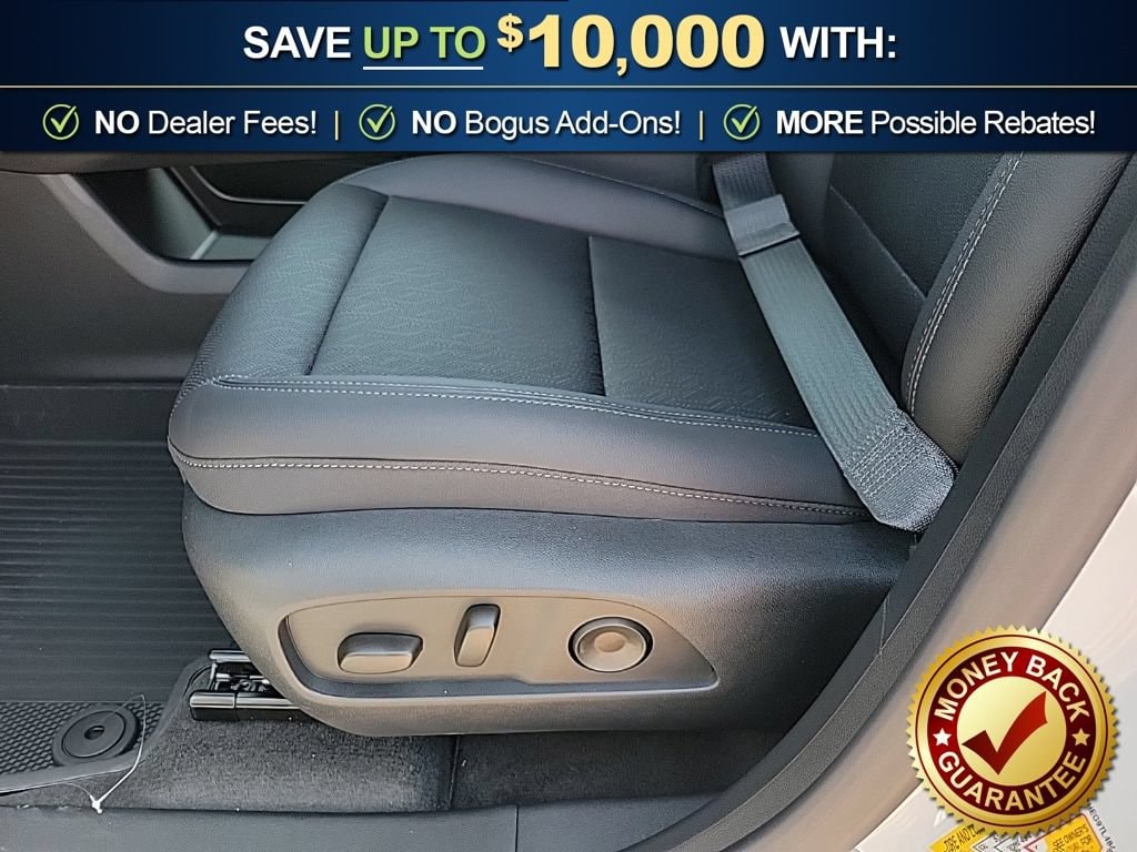 2026 Chevrolet Equinox LT - Photo 14