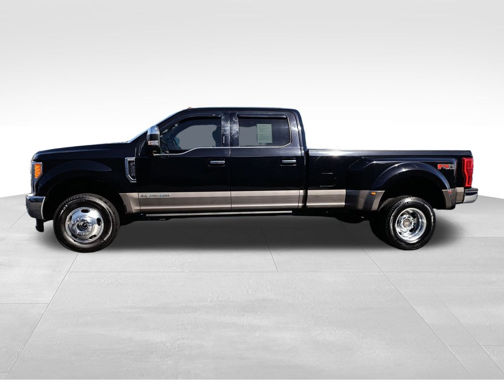 2019 Ford F-350 photo 2