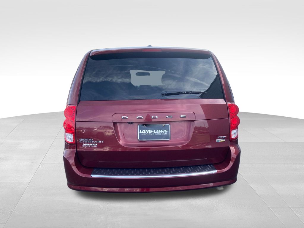 2017 Dodge Grand Caravan GT photo 4