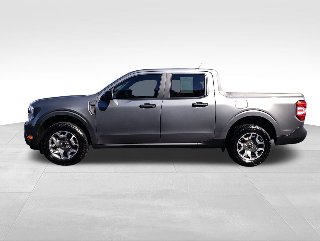2024 Ford Maverick XLT photo 2